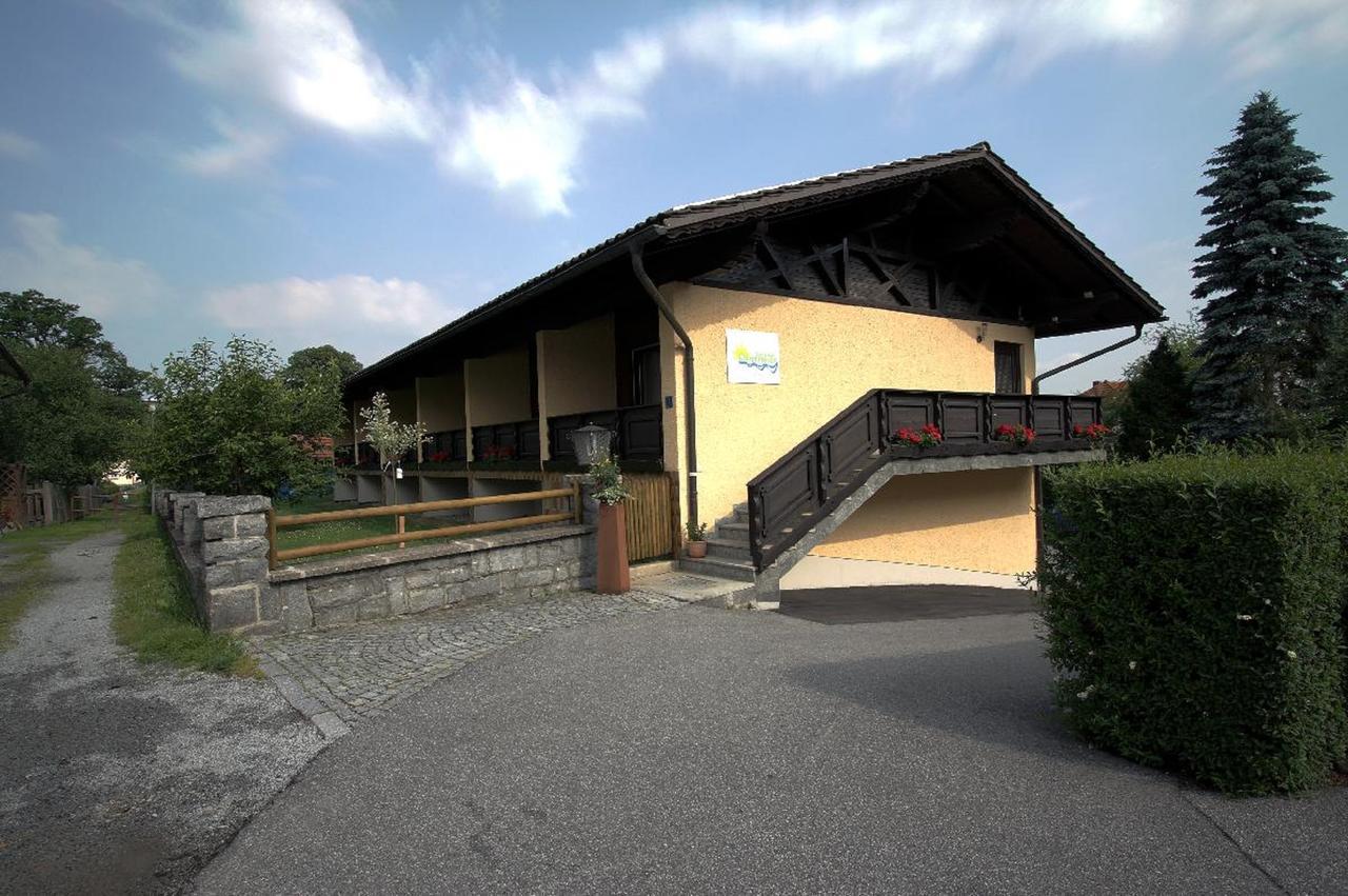 Gaestehaus Obermeier Ruhmannsfelden Екстер'єр фото